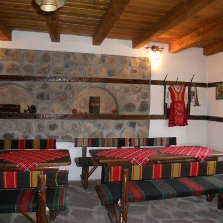 Djolevi Guesthouse Добриниште Экстерьер фото